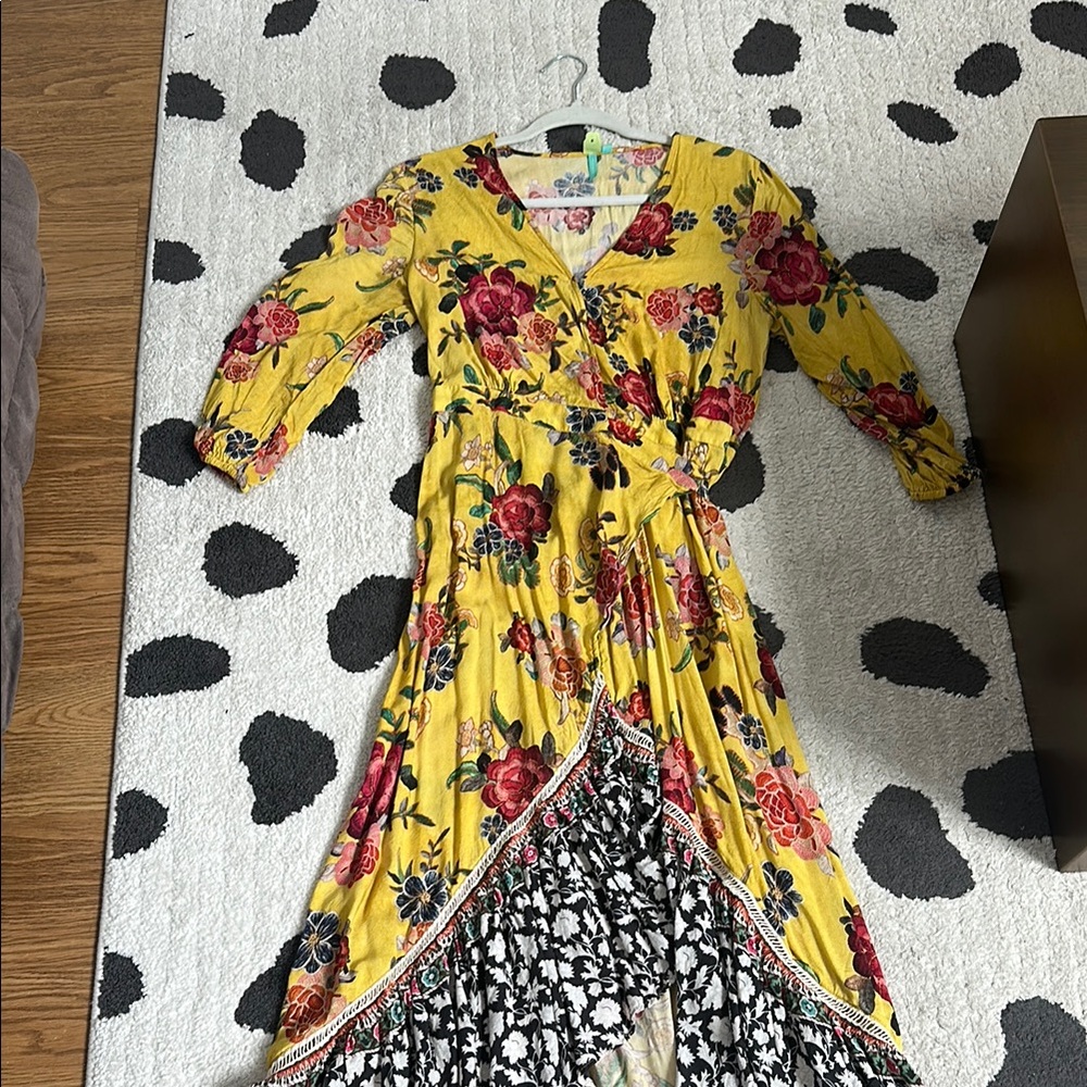 FARM RIO Floral Yellow Wrap Dress